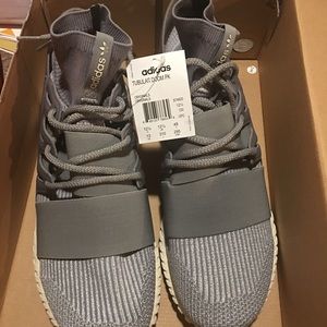 ADIDAS TUBULAR DOOM  SNEAKERS WITH TAGS